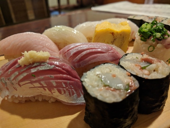 地魚おまかせ寿司